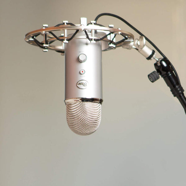 Logitech Creators Blue Yeti USB Microphone for Gaming, Streaming, Podcast, YouTube, Discord, PC, Studio Sound, Plug & Play-Whiteout