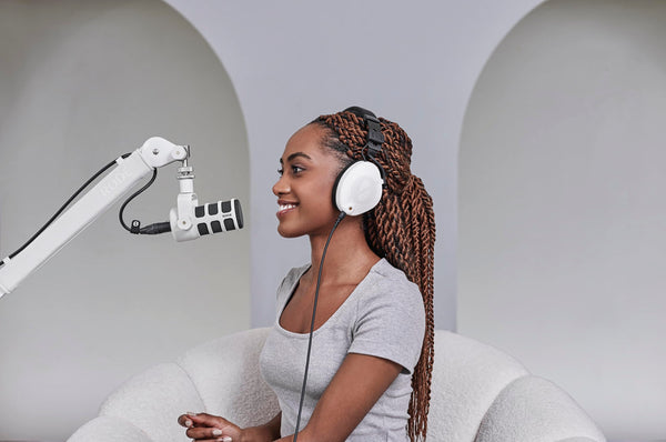 RØDE PodMic Cardioid Dynamic Broadcast Microphone - White